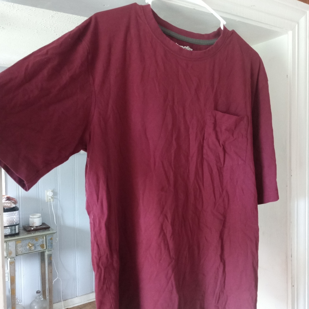 Maroon Wrangler T-shirt